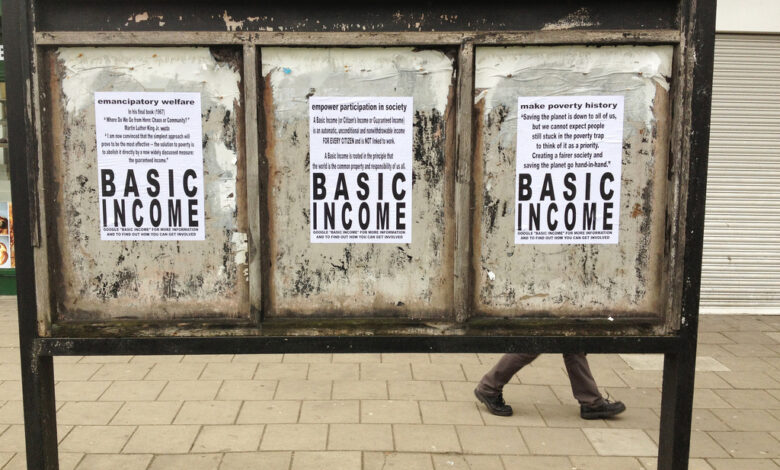 8 experiments on the Universal Basic Income