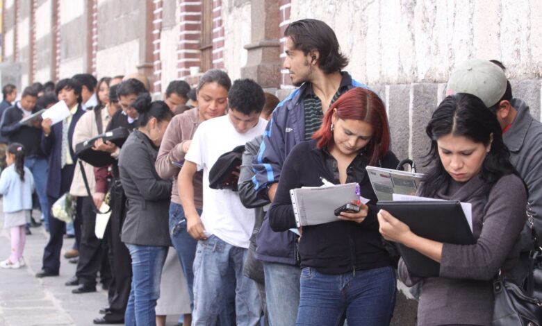 Chile’s jobless rate near year low, self-employment rises