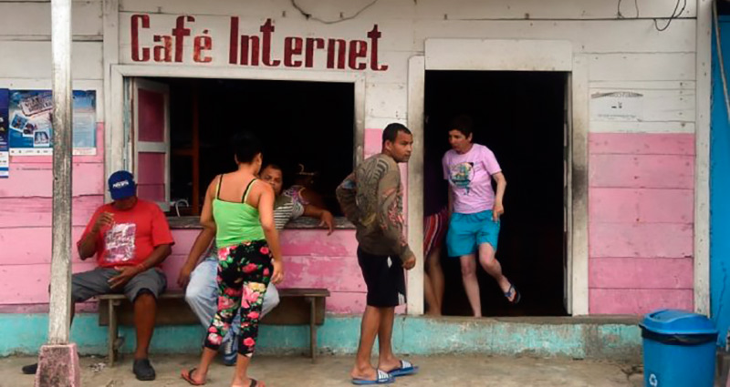 In Cuba, app stores pay rent