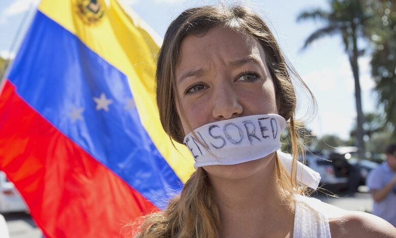 CNN, RCTV, NTN24, TV Azteca go dark in Venezuela