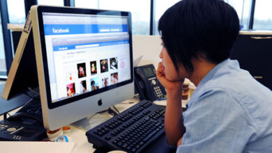 Facebook use may alter perception of time, study finds