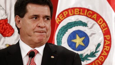 Paraguay fears dictatorship as president moves to amend constitution