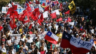 Chile pensions protest draws tens of thousands