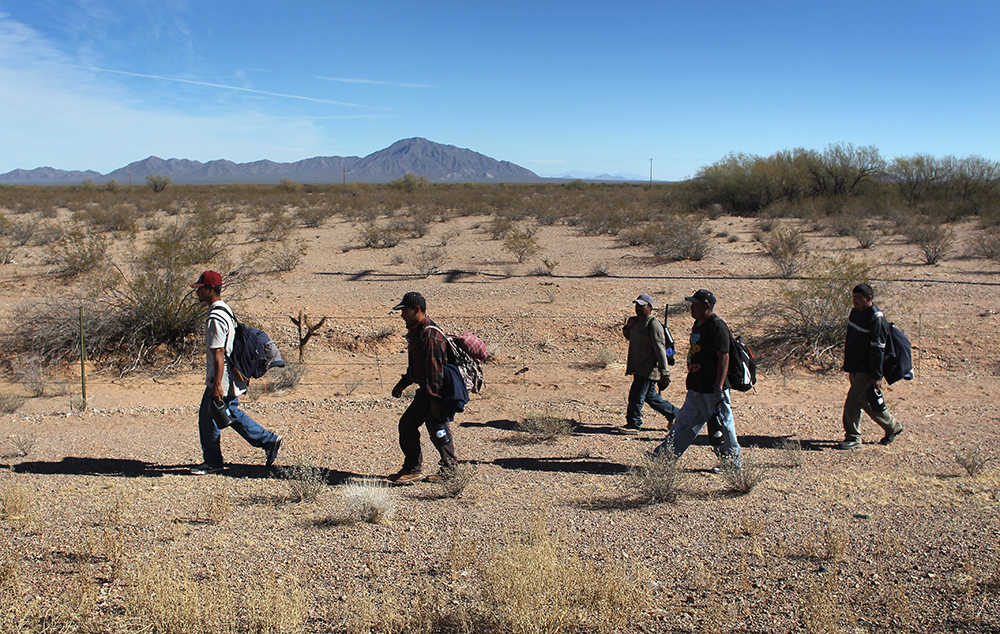 Illegal border crossings IGNORE INTO US from Mexico drop 40%