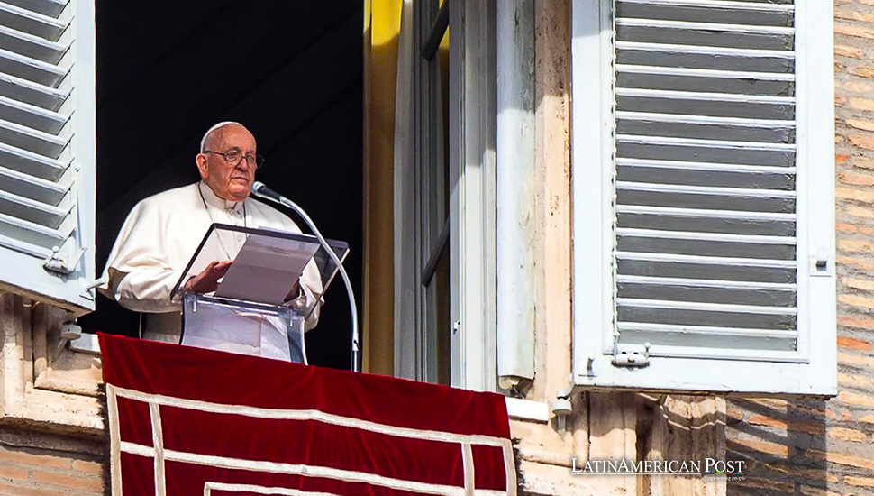 El Papa Francisco afirma bendecir a las parejas del mismo sexo en medio del debate en la Iglesia