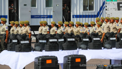 Fotografía de equipamientos donados por el Gobierno de Estados Unidos a la Policía de Ecuador, hoy, en Quito (Ecuador).