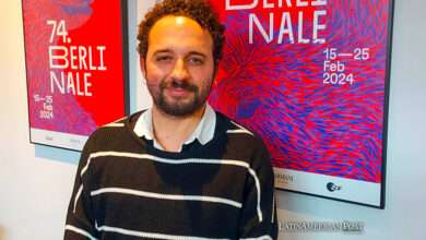 El director y guionista dominicano Nelson Carlo de los Santos posa para EFE en el marco de su participación en la Berlinale con la cinta 'Pepe'.