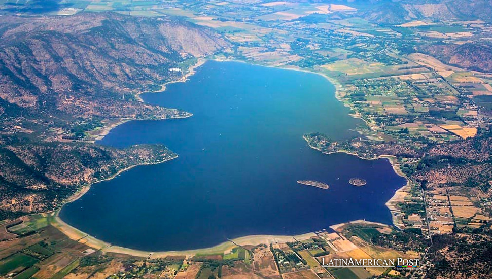 Greenpeace hace campaña para otorgarle el estatus de humedal urbano a la Laguna Aculeo de Chile para proteger la biodiversidad