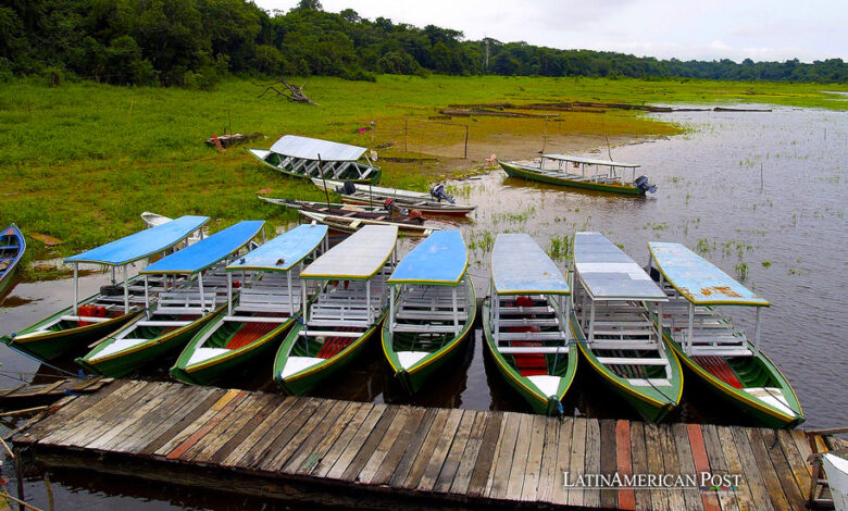 Barcos en el Río Amazonas