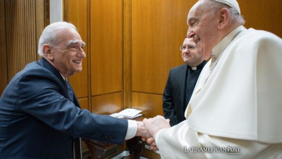 El Papa Francisco y Martin Scorsese discuten la próxima película sobre Jesús en una reunión en el Vaticano