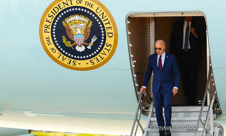 US President Joe Biden disembarks from the 'Air Force One'