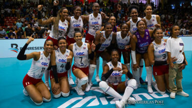 Jugadoras del equipo de voleibol de República Dominicana celebran al ganar la Copa Panamericana NORCECA Final Six 2024