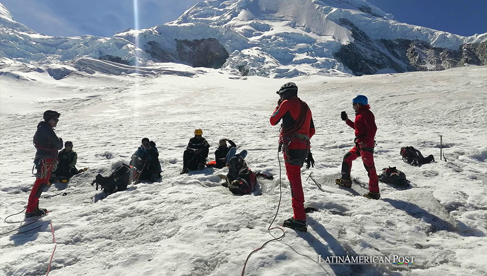 Después de dos décadas, un escalador estadounidense perdido fue encontrado en el monte Huascarán de Perú