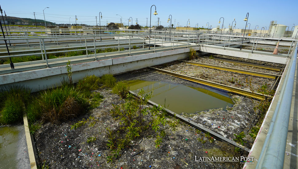 Ciudades fronterizas de Estados Unidos y México buscan desesperadamente ayuda mientras las aguas residuales se inundan en el océano