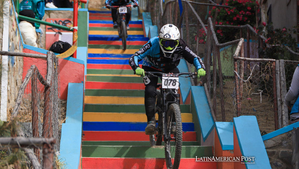 Cyclists Conquer World’s Longest and Highest Urban Downhill Race in Bolivia