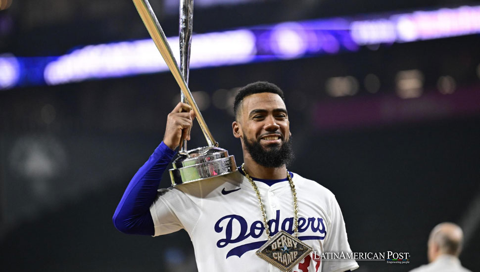 Dominican Teoscar Hernández Triumphs in MLB Home Run Derby