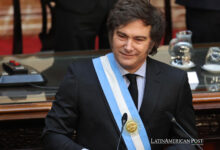 El presidente de Argentina, Javier Milei, asiste al Congreso de la Nación para presentar el presupuesto anual este domingo, en Buenos Aires (Argentina).