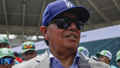 Fernando Valenzuela, Mexican Pitching Legend, Dies at 63