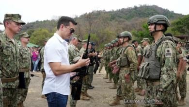 Ecuador’s Armed Forces Reclaim Confiscated Weapons to Combat Crime