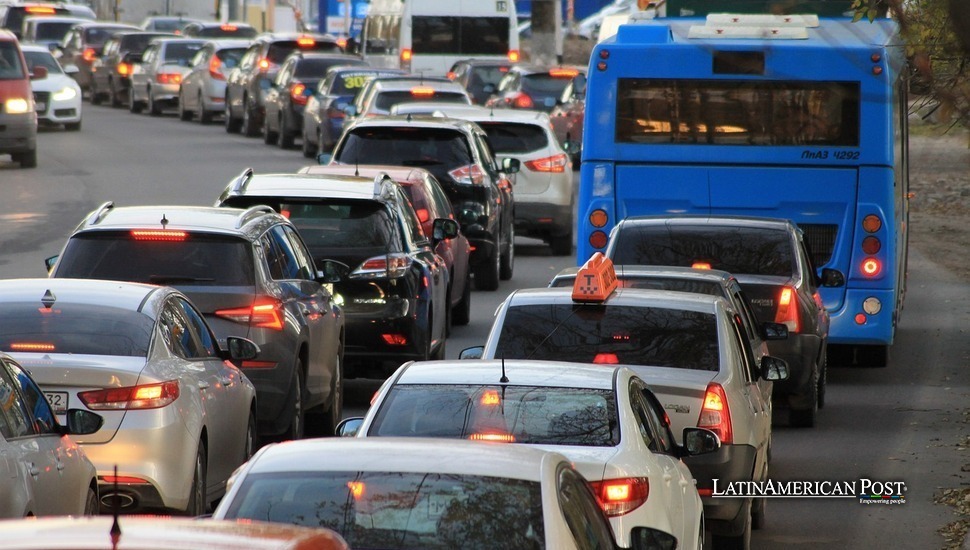 Traffic Crisis Chokes Peruvian Capital’s Growth and Daily Life