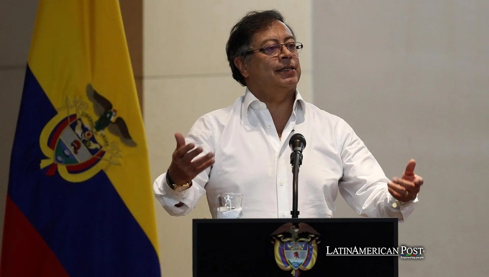 La marea rosa colombiana vacila mientras el gobierno de Petro se desmorona