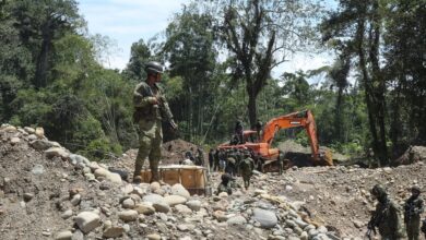 La fiebre del oro en Ecuador y la minería ilegal alteran una tranquila frontera