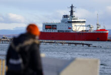 Chile Wrestles Surging Antarctic Tourism Worries