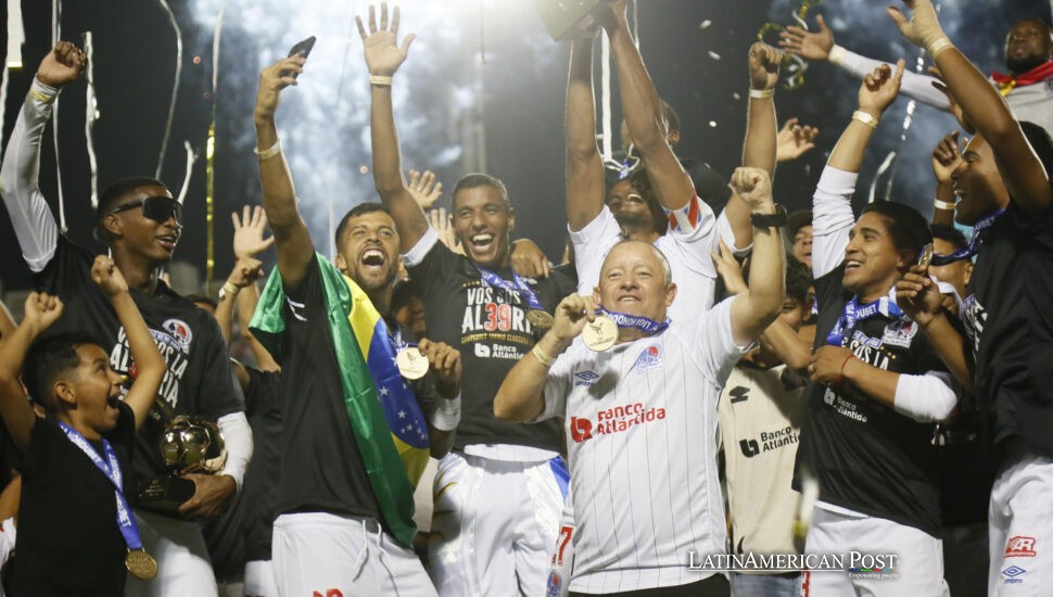 El Gigante Hondureño Olimpia Deslumbra con una Triunfal Gloria Final El Gigante Hondureño Olimpia Deslumbra con una Triunfal Gloria Final