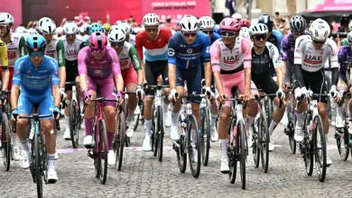 El ecuatoriano Carapaz inspira a su país mientras los velocistas brillan en la duodécima etapa del Giro
