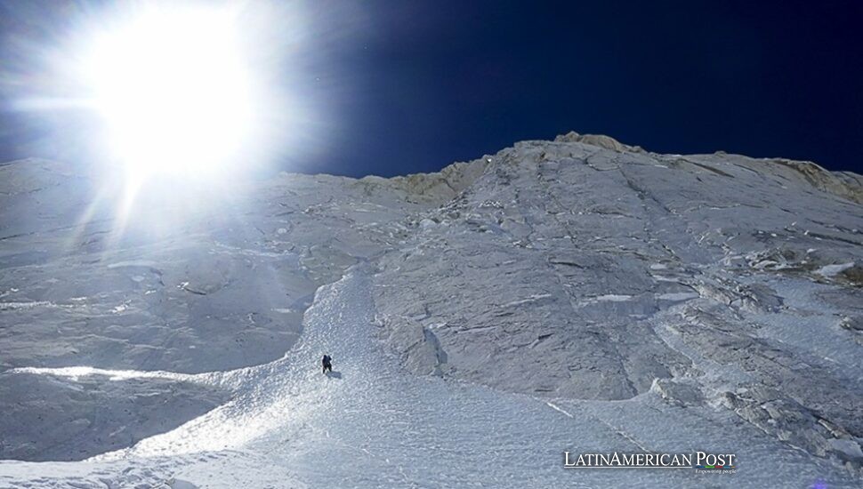 Cómo dos alpinistas mexicanos conquistaron el terror del Himalaya solo para desaparecer en una tormenta Cómo dos alpinistas mexicanos conquistaron el terror del Himalaya solo para desaparecer en una tormenta