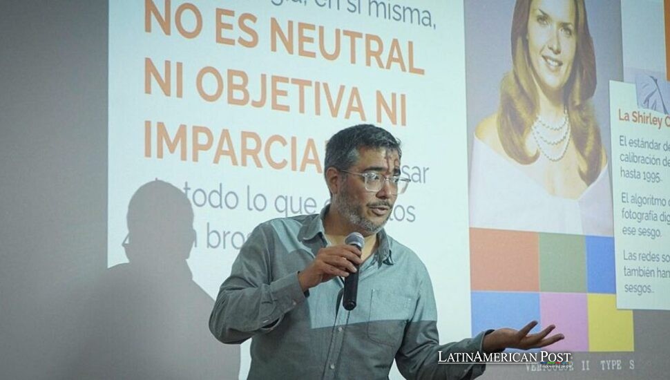How Latin Americans Are Rewriting the Spanish Soundscape, One Podcast at a Time How Latin Americans Are Rewriting the Spanish Soundscape, One Podcast at a Time