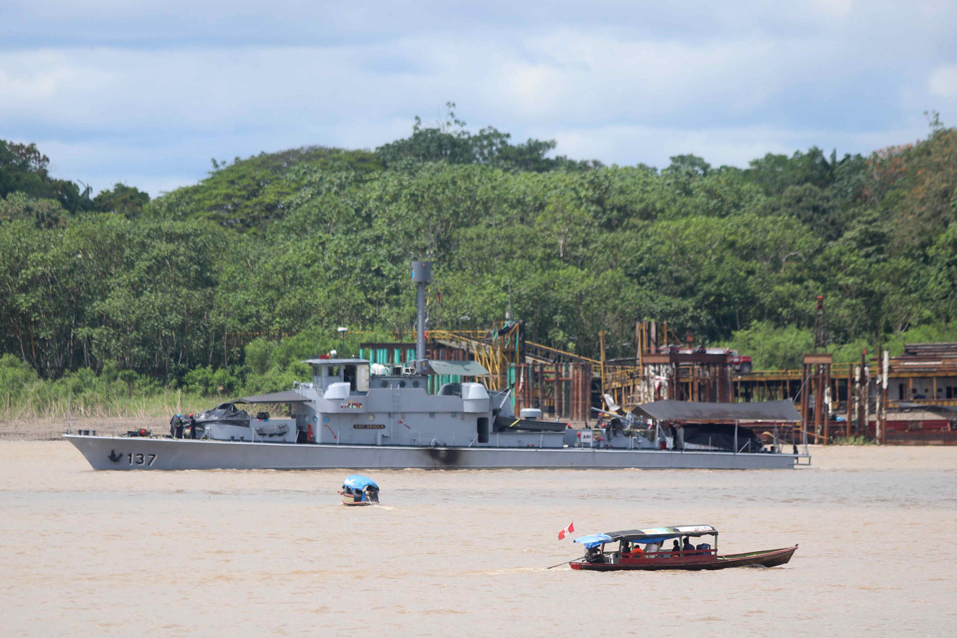 Colombia and Peru Navigate Rising Tensions Over a Shifting Amazon Island