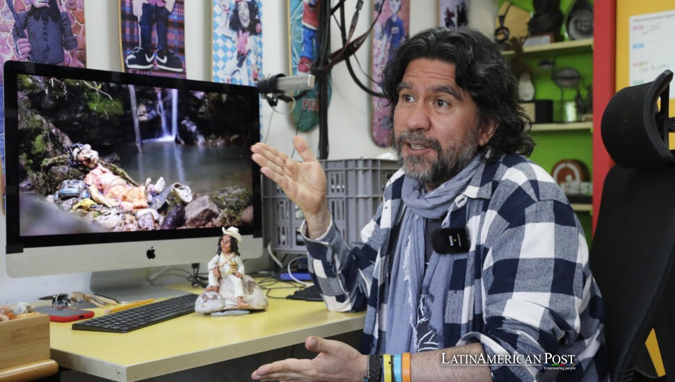 Colombia’s Clay Artist Sculpts Memory, Empathy, and Viral Conscience