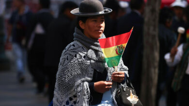En el Bicentenario de Bolivia, un Giro Político Hacia la Derecha se Asoma en Medio de Crisis e Inestabilidad