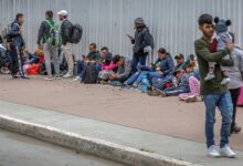 Sueños ecuatorianos de Disney, aterrizan en la sala de espera del asilo en EE. UU.