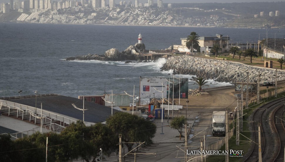 Chile’s Disappearing Coastline: A Nation Reckons with the Loss of Its Beaches Chile’s Disappearing Coastline: A Nation Reckons with the Loss of Its Beaches