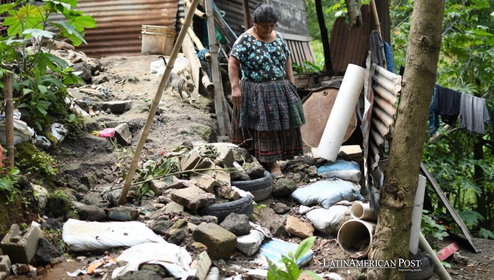 Pisos de Concreto, Futuros Vivos: Cómo Guatemala Puede Poner Fin a una Crisis de Salud Prevenible Pisos de Concreto, Futuros Vivos: Cómo Guatemala Puede Poner Fin a una Crisis de Salud Prevenible