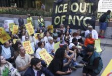 En el 26 Federal Plaza de Nueva York, la justicia choca con los miedos latinos