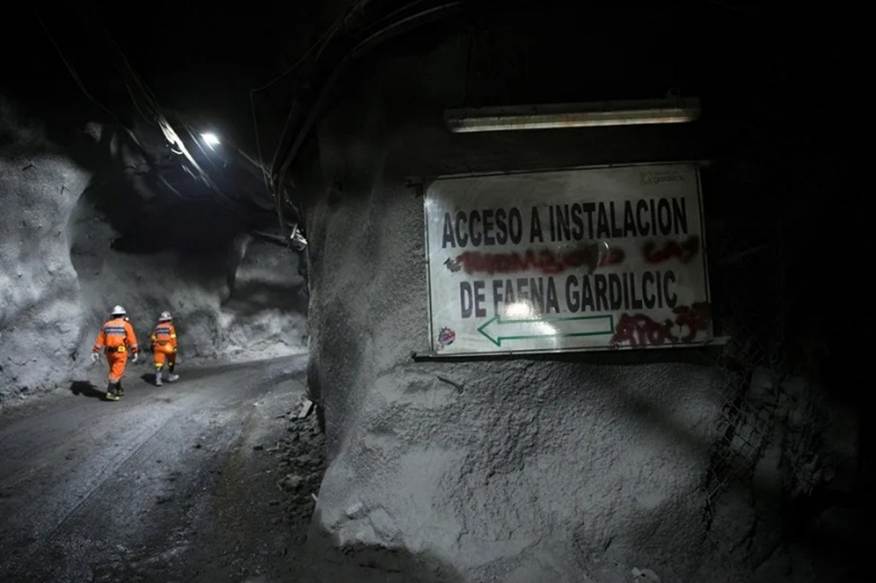 Chile’s Rightward Swerve: Crime, Borders, and the Minerals That Could Redraw the Hemispheric Map