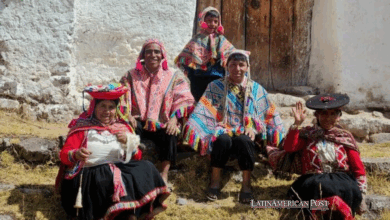Peru’s Living Mosaic: How the Maras Salt Mines Keep Ayni Alive Peru’s Living Mosaic: How the Maras Salt Mines Keep Ayni Alive