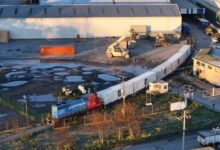 Los costos ocultos del auge del salmón chileno para trabajadores, ríos y comunidades