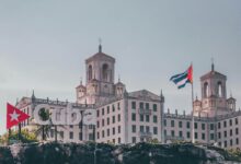 Las torres vacías de Cuba: cómo los hoteles militares arruinaron el sueño turístico