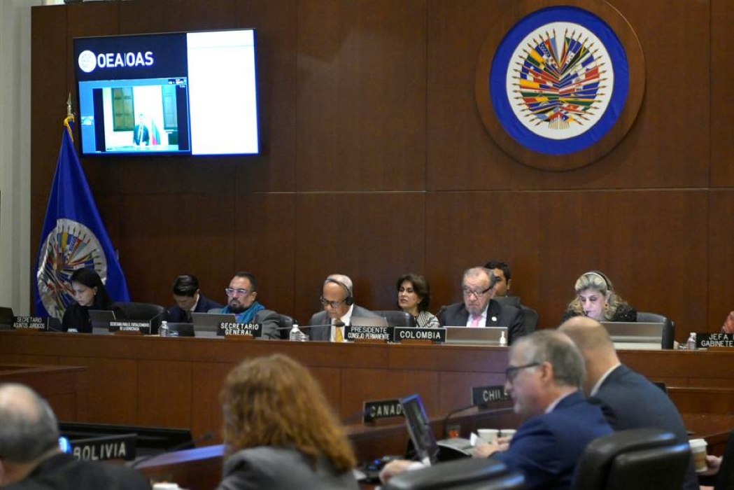 Latin American Armies Face Trump’s Shadow Seeking Unseen Shields Now