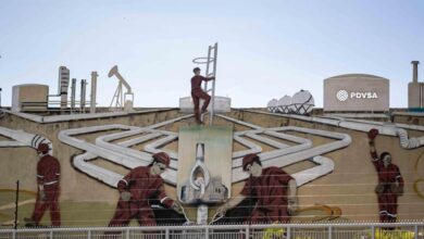 Acuerdo petrolero de Venezuela con Trump pone la soberanía en subasta