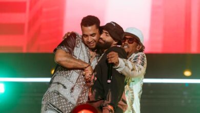 El puertorriqueño Arcángel celebra 20 años con fuegos artificiales de La 8va Maravilla El puertorriqueño Arcángel celebra 20 años con fuegos artificiales de La 8va Maravilla