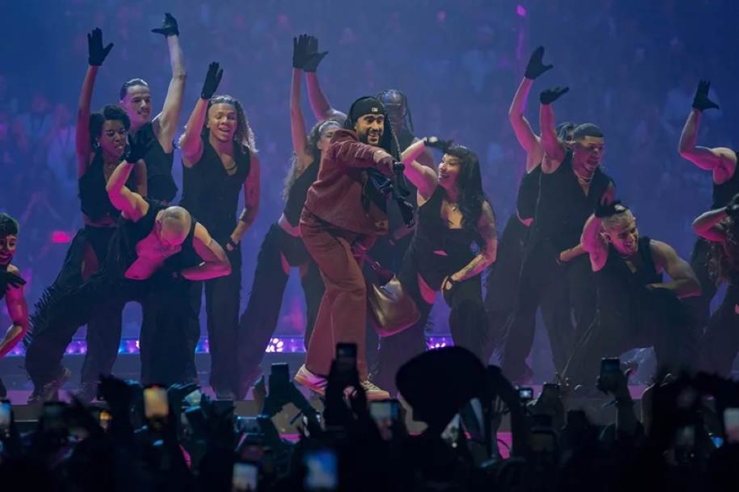 Puerto Rican Bad Bunny Makes Chile’s Stadium Sing Against Empire