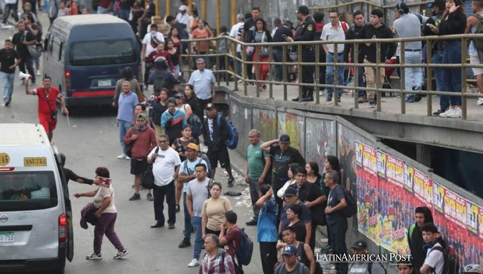 Latin American Democracy Faces a Hard Turn Toward Uniformed Solutions