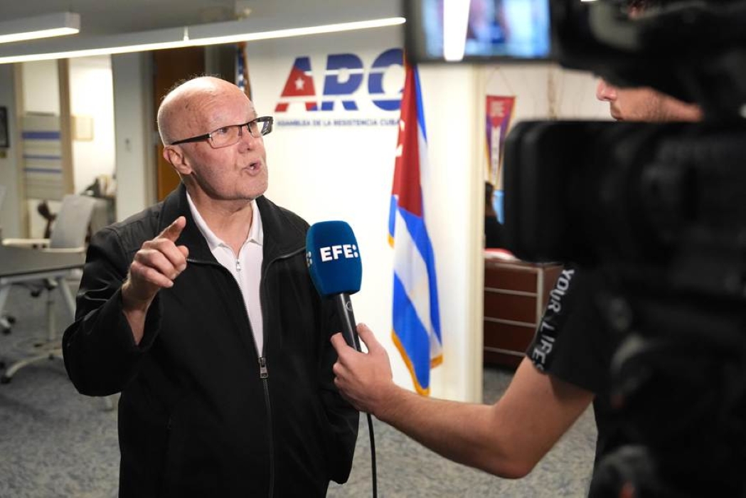 Cuban Exiles in Miami Weigh Liberation Dreams Over Calle Ocho