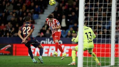 Argentine Julián Álvarez Without a Goal in Ten Matches as Atlético Waits
