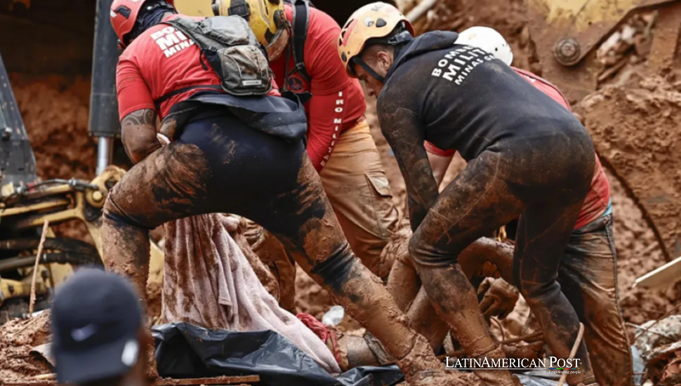 Las muertes por inundaciones ponen a prueba a América Latina mientras suben los ríos y fallan los drenajes